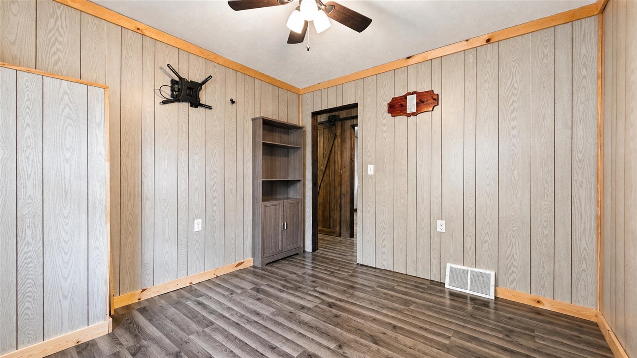 6278 Brooklyn Road Property Photo 13