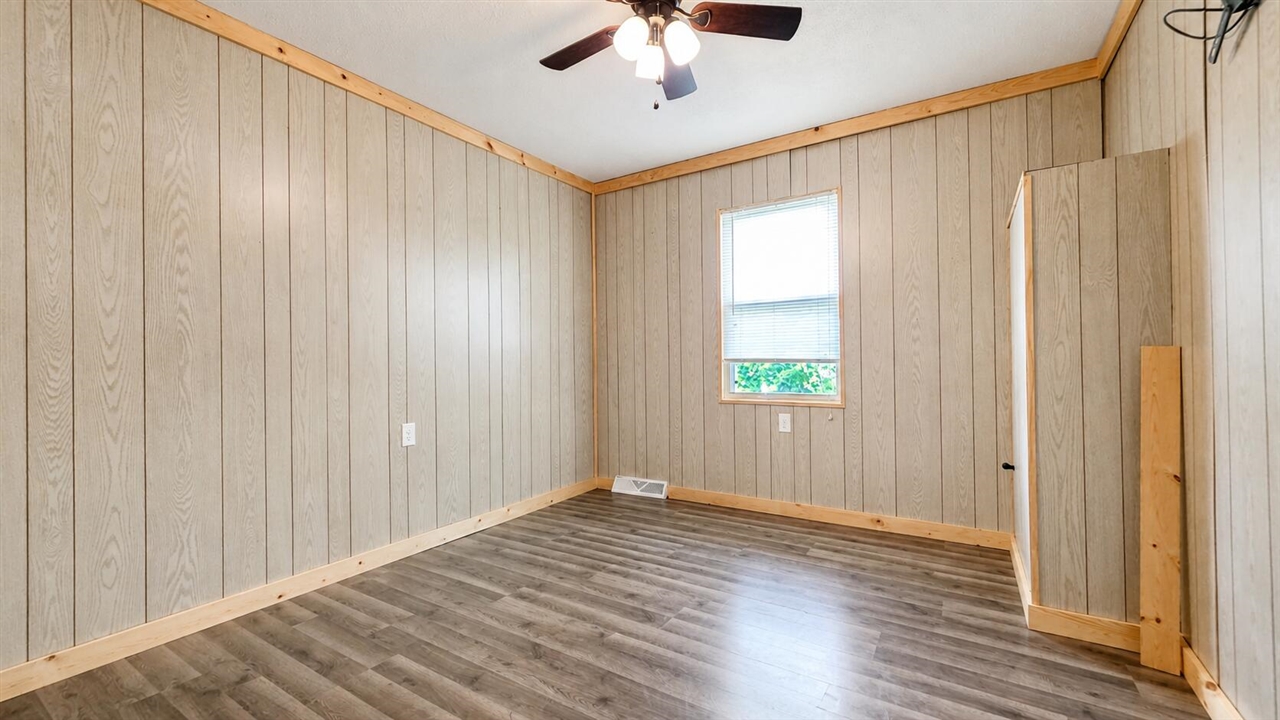 6278 Brooklyn Road Property Photo 14