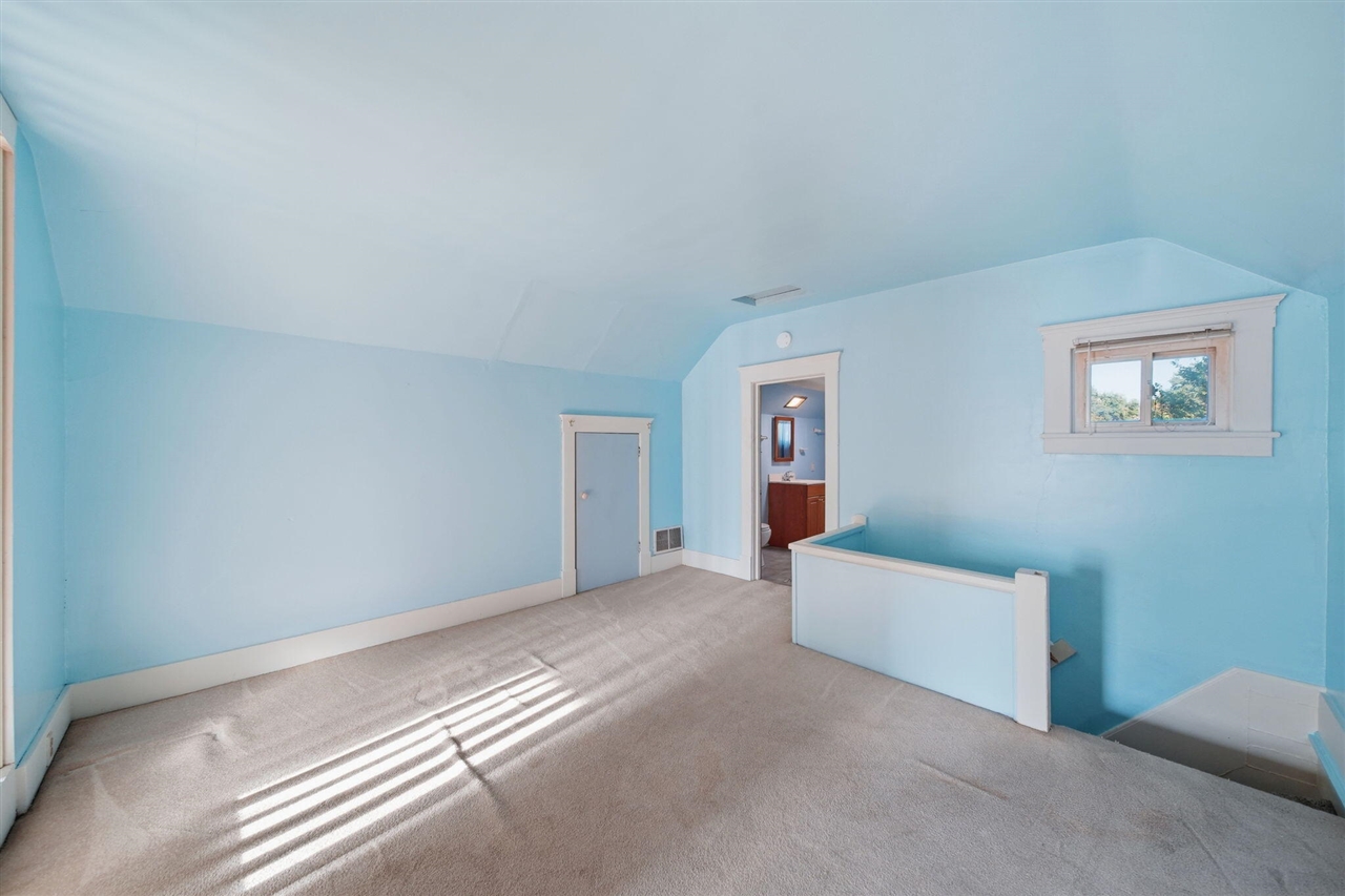 622 Kennedy Street Property Photo 11