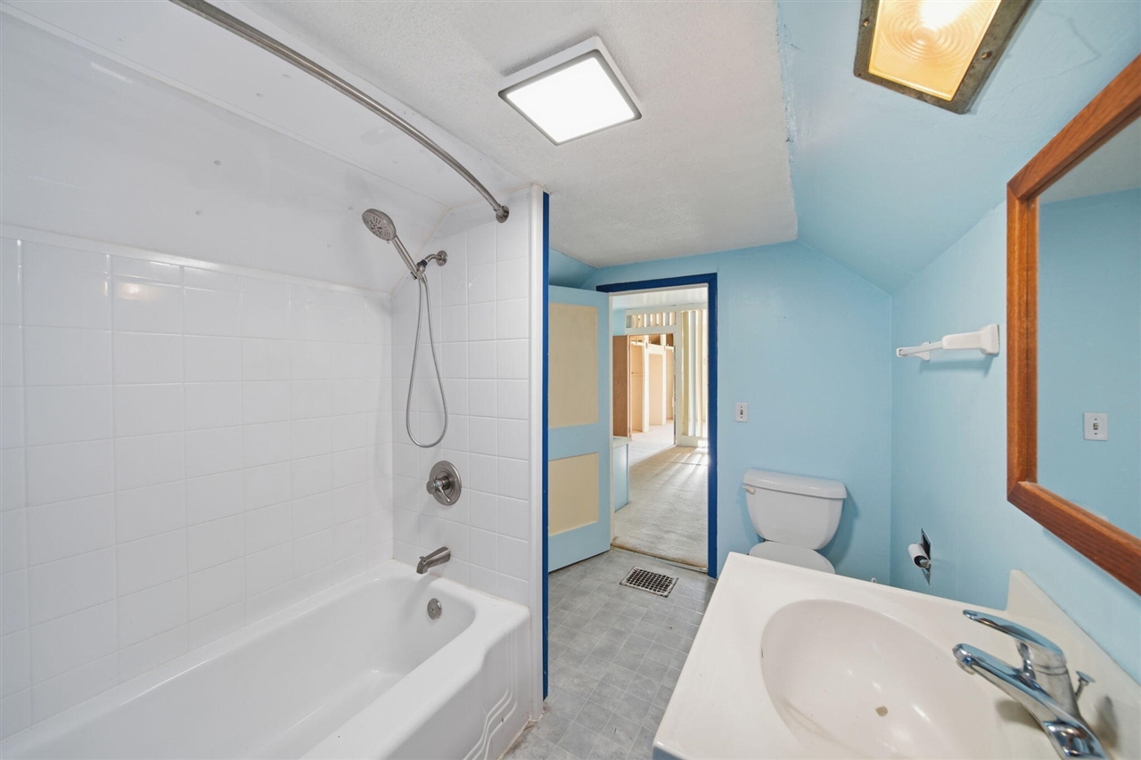 622 Kennedy Street Property Photo 13