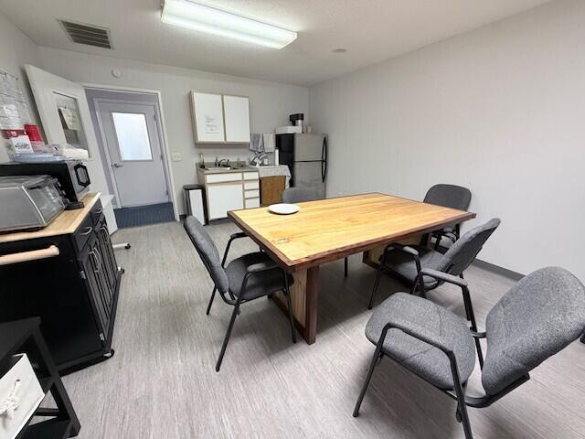 614 Romence Road Property Photo 5
