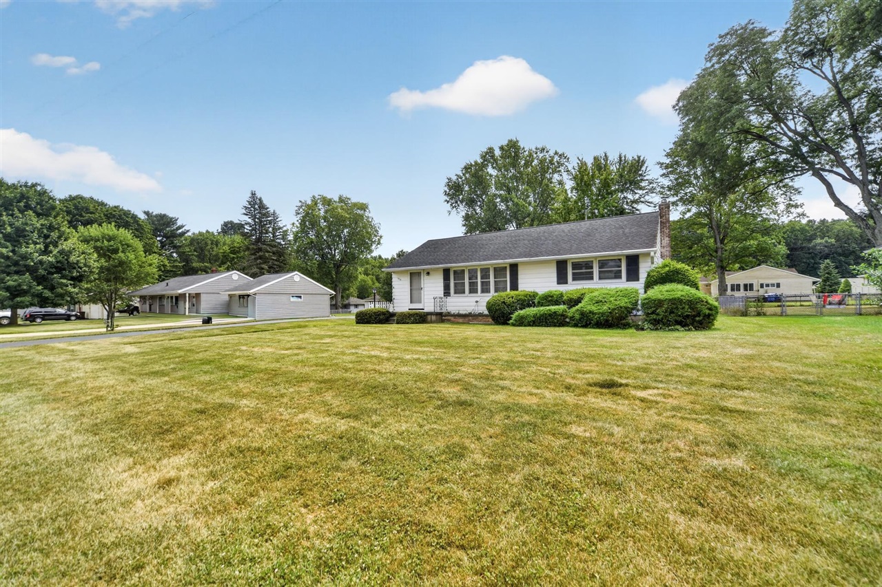 1515 Devonshire Road Property Photo 2