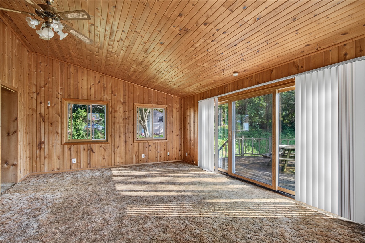 7890 Woodard Road Property Photo 17