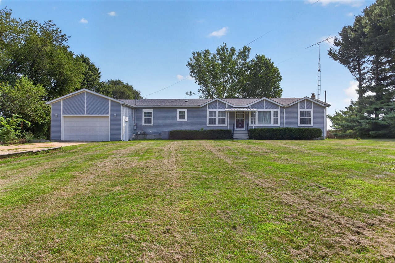 8991 N Meridian Road Property Photo 1