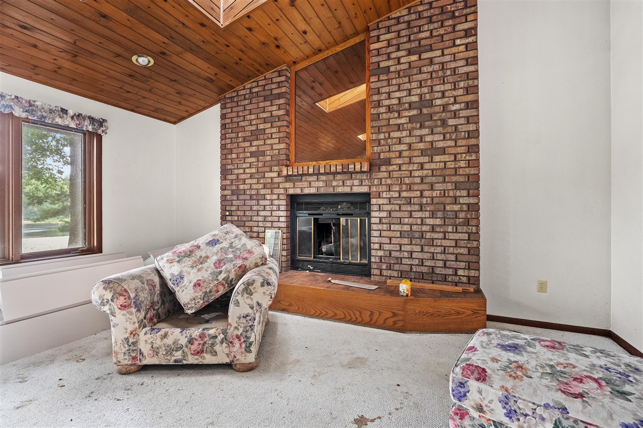 9856 Oak Forest Circle Property Photo 16
