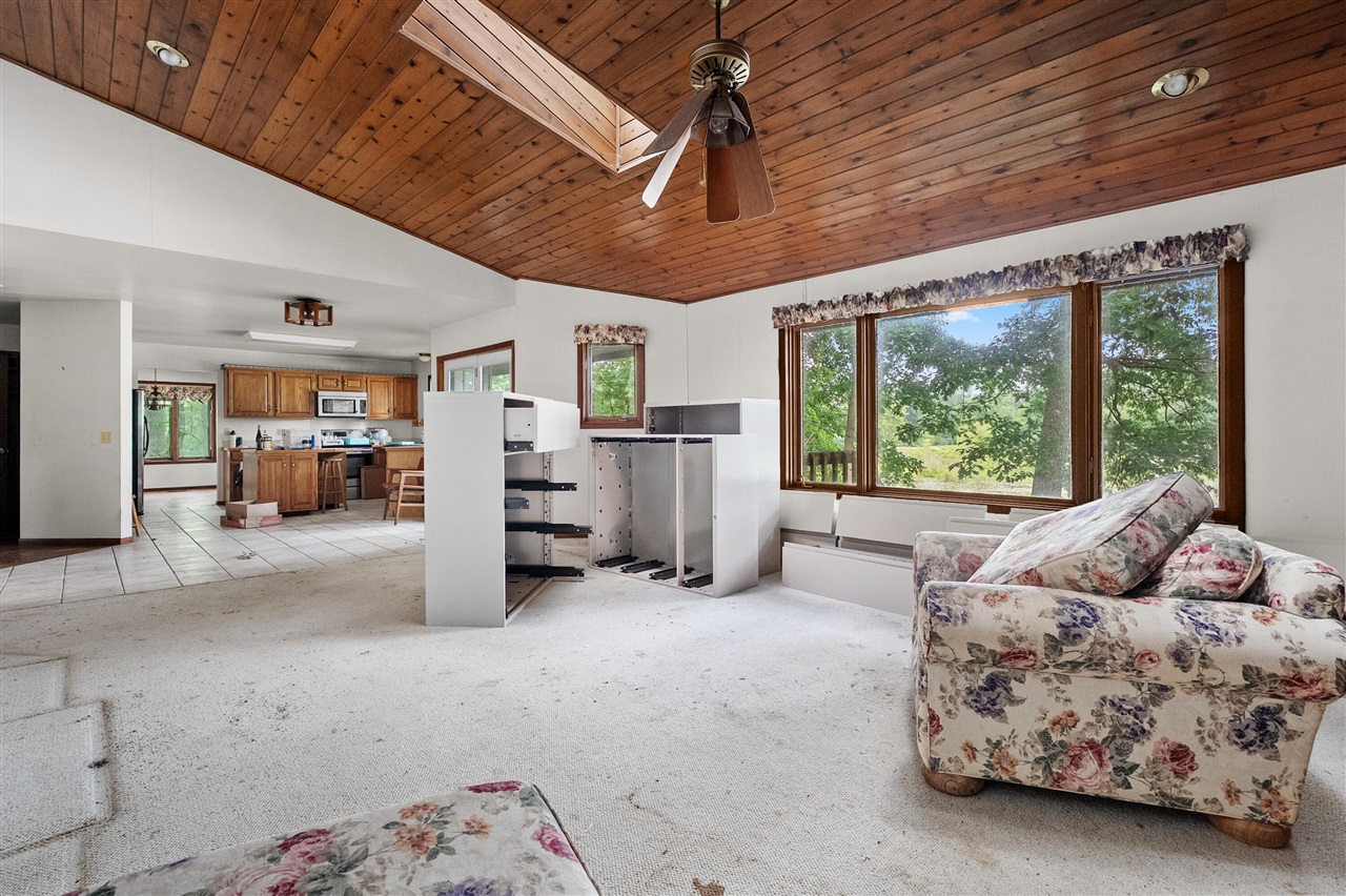 9856 Oak Forest Circle Property Photo 17