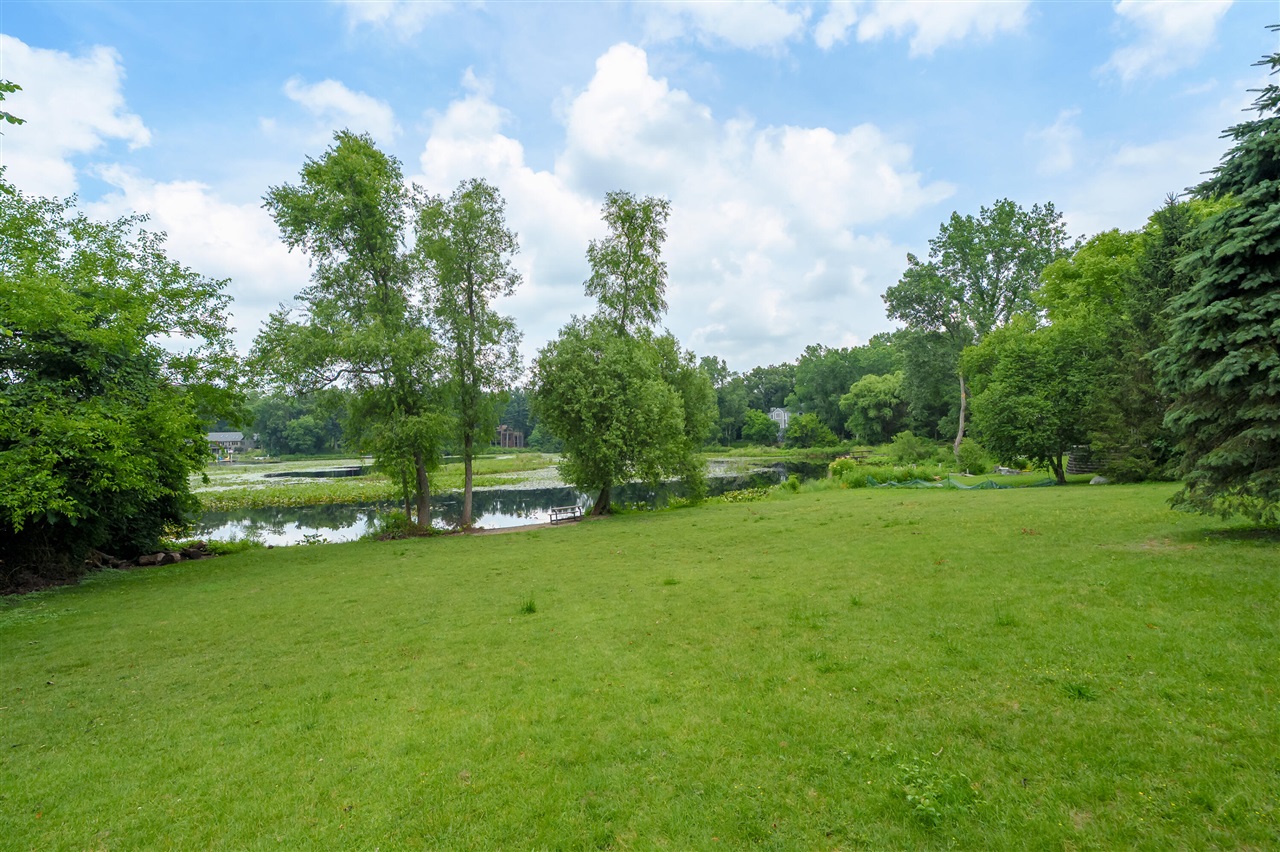 9856 Oak Forest Circle Property Photo 39