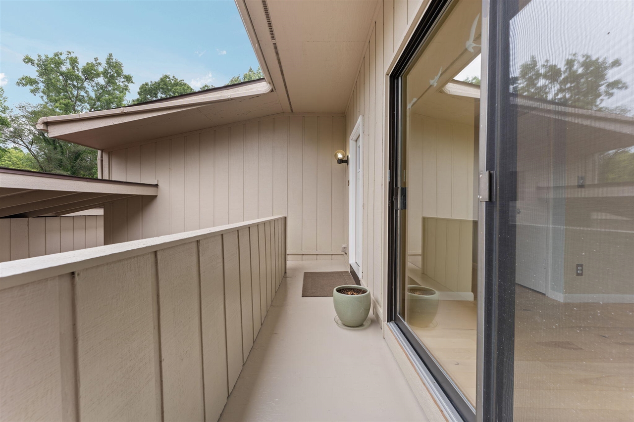 304 Fairway Cove Property Photo 26
