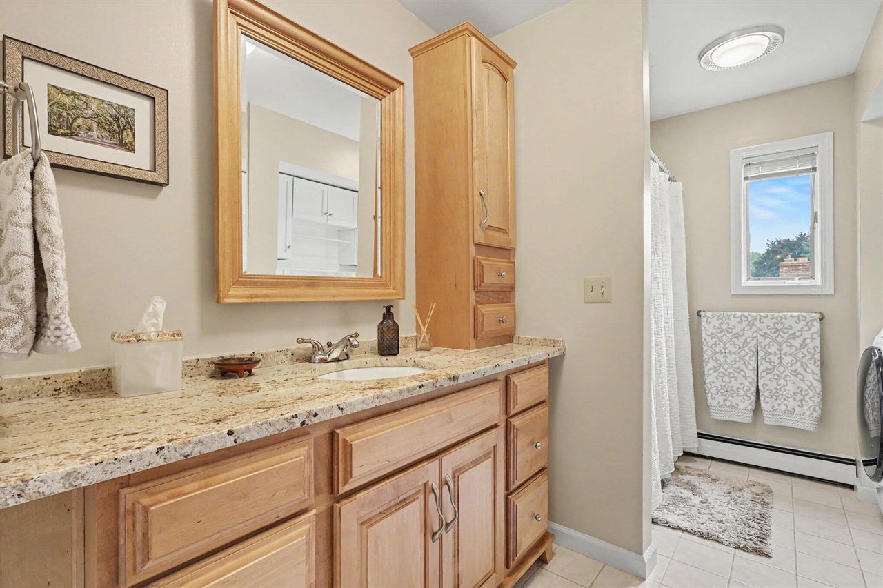 2335 Bluffton Avenue Property Photo 12