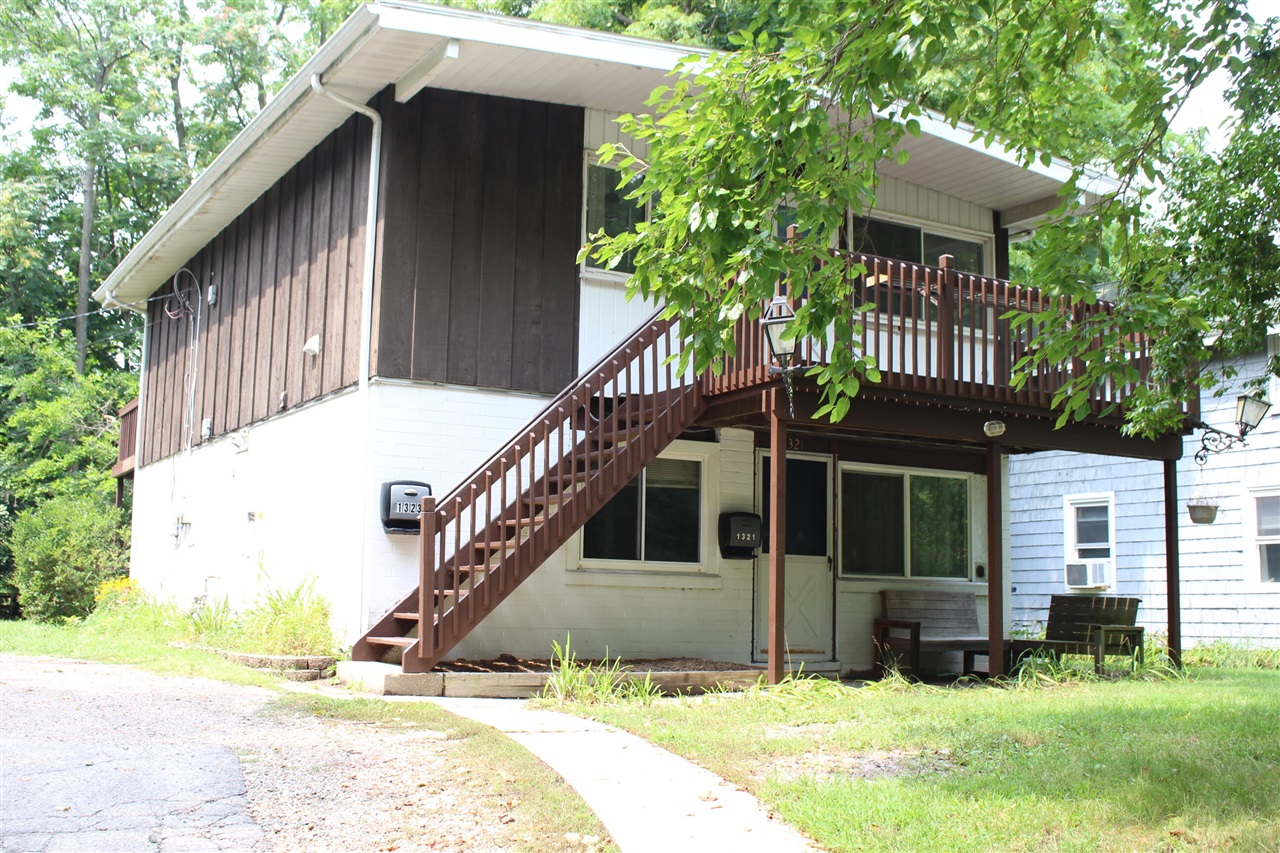 1321 Pontiac Trail Property Photo 1