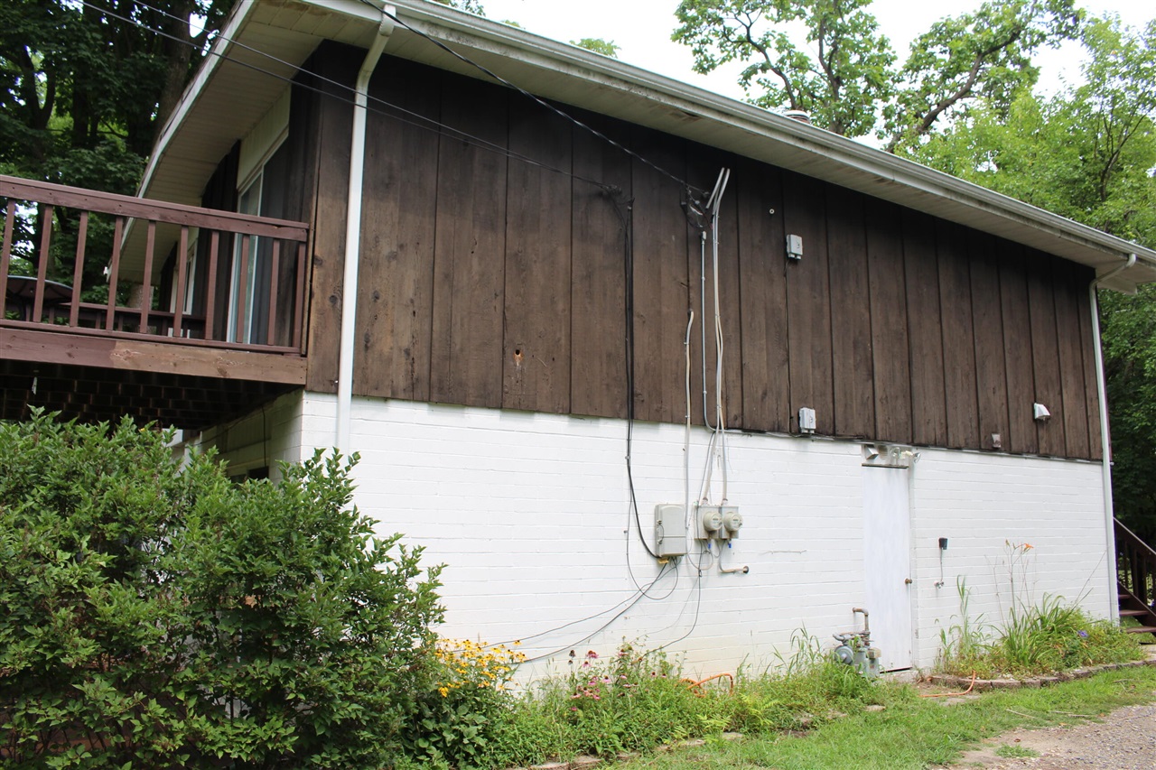 1321 Pontiac Trail Property Photo 8