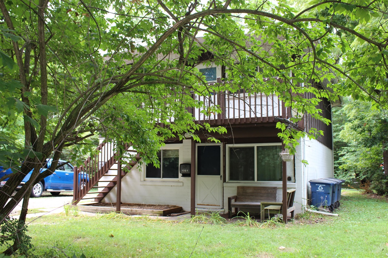1321 Pontiac Trail Property Photo 39