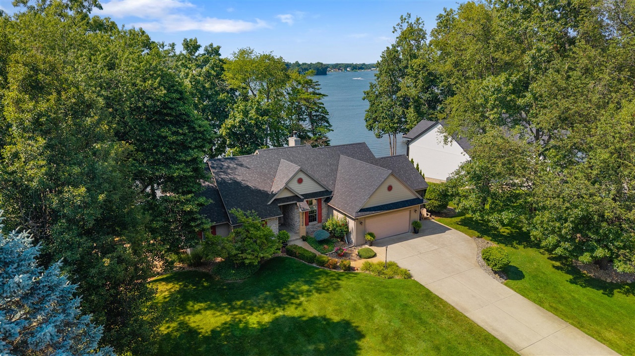 62092 Pheasant Pointe Drive Property Photo 1