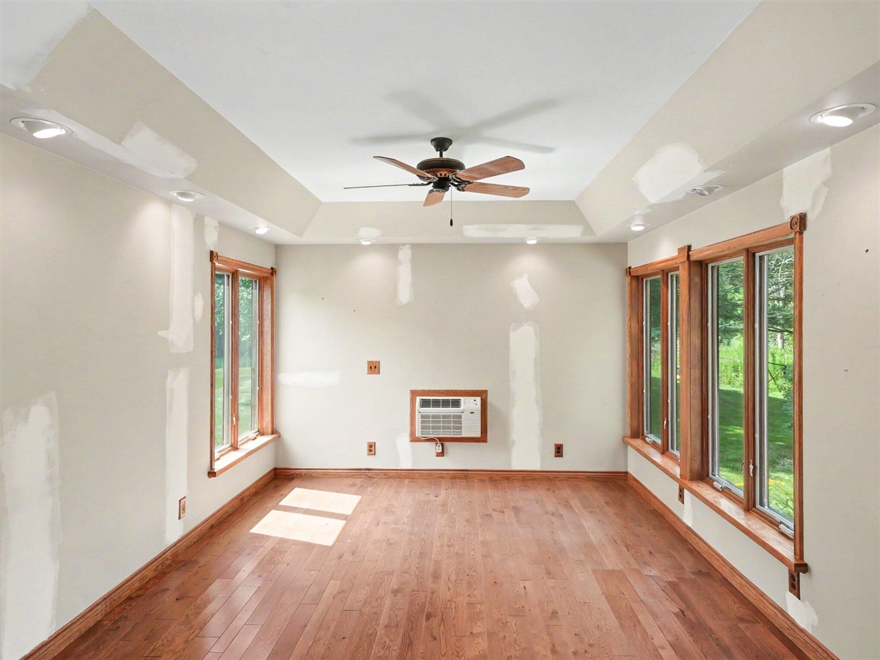 10599 Fleming Road Property Photo 17