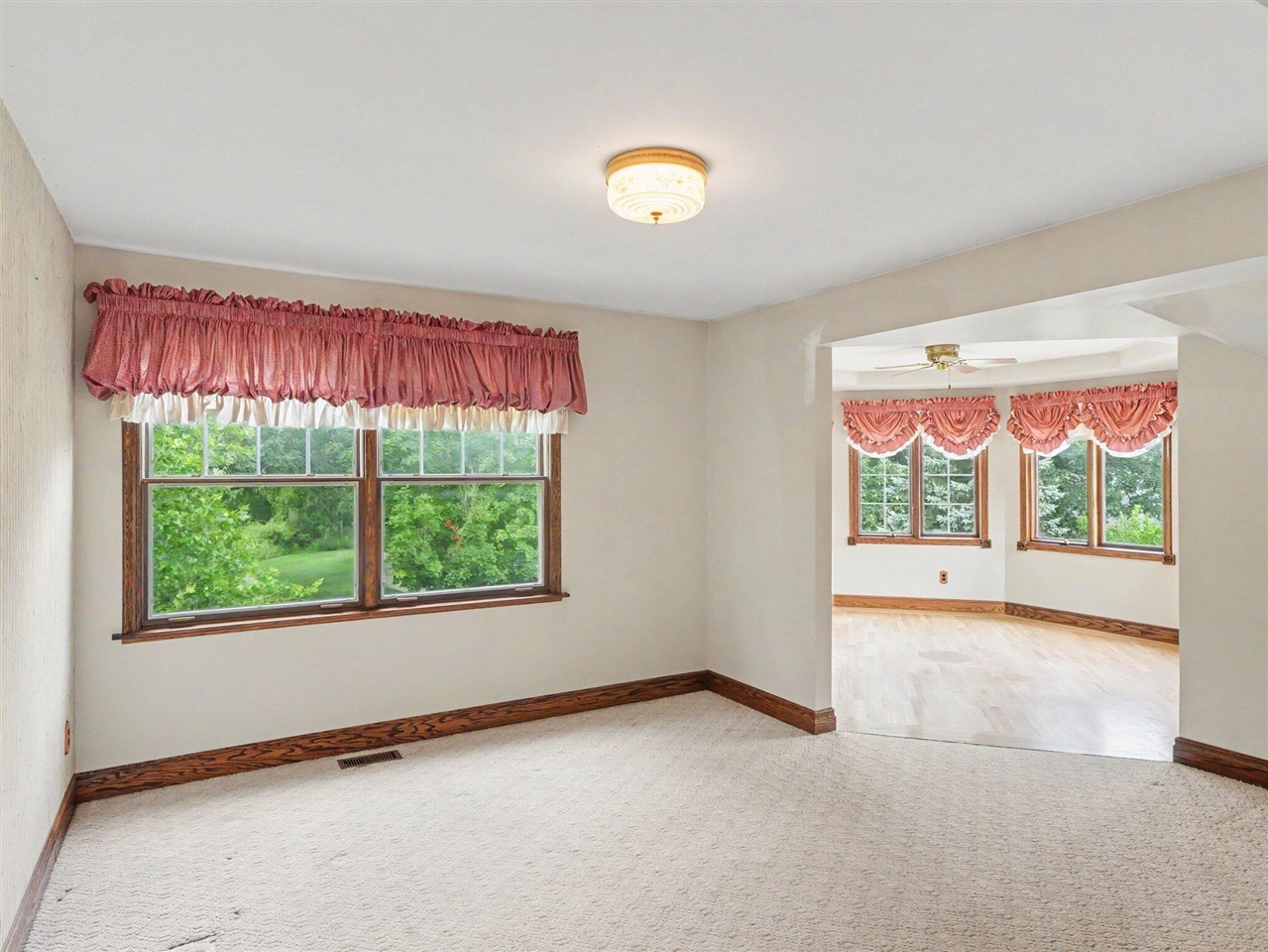 10599 Fleming Road Property Photo 24