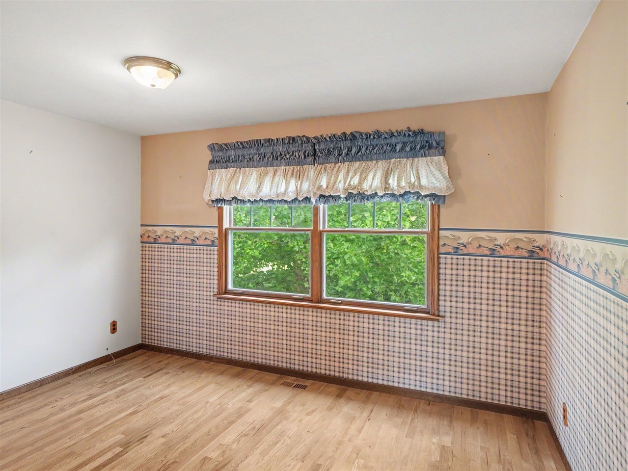 10599 Fleming Road Property Photo 29