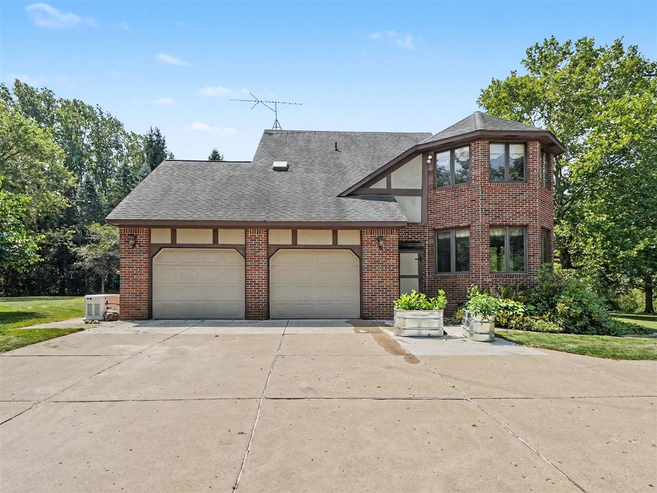 10599 Fleming Road Property Photo 48