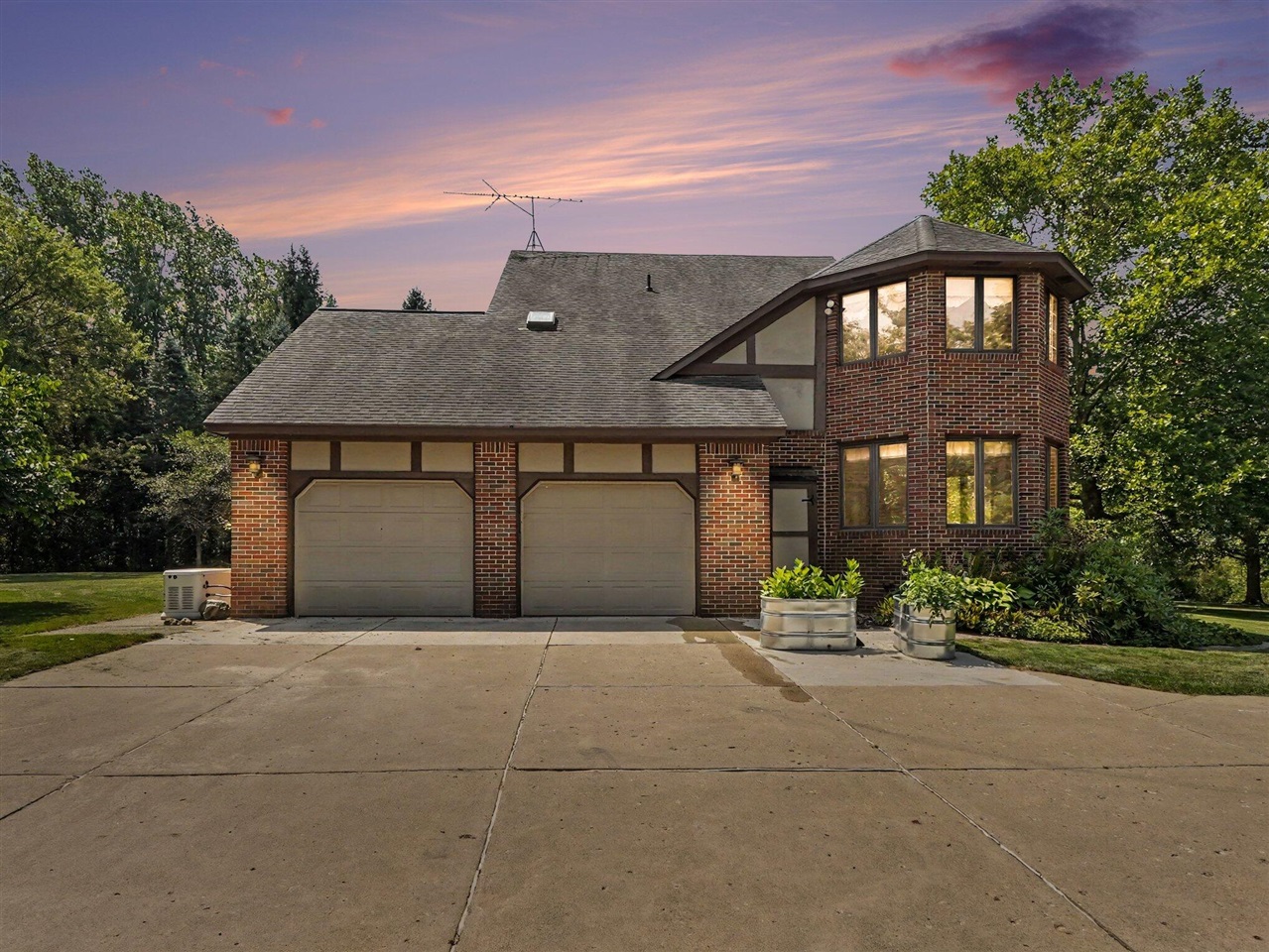 10599 Fleming Road Property Photo 49