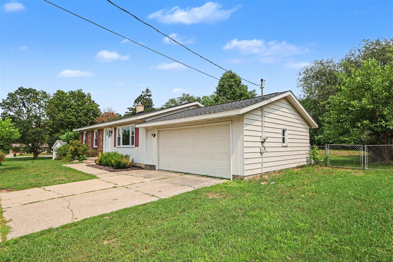 6838 Bonnie Avenue Property Photo 25