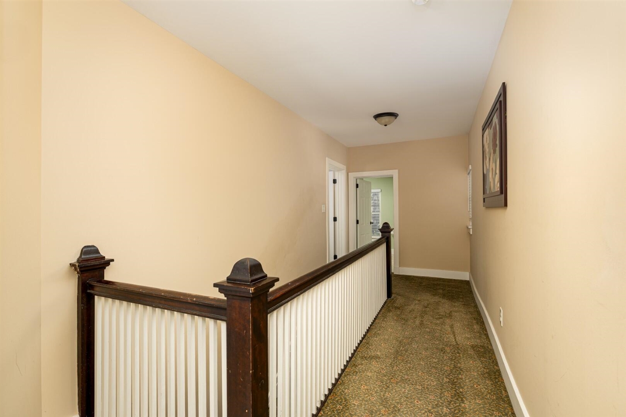 213 N Adams Street Property Photo 41