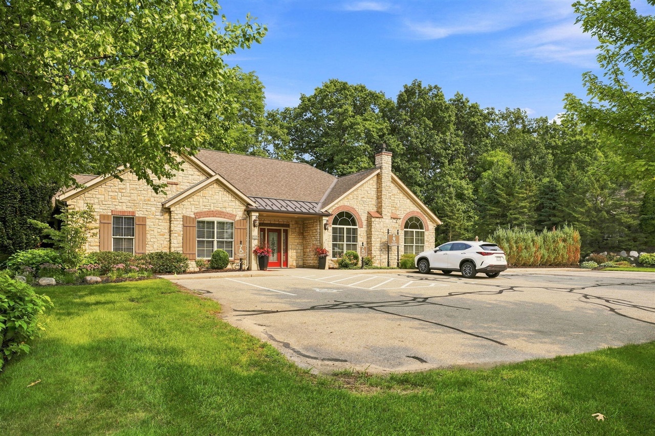 1073 Bridge Crest Property Photo 31