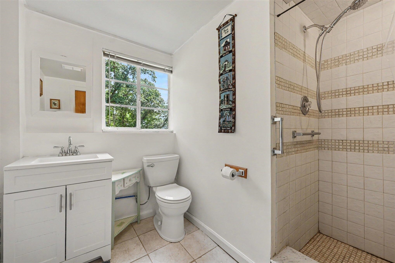 8550 N Meridian Road Property Photo 17