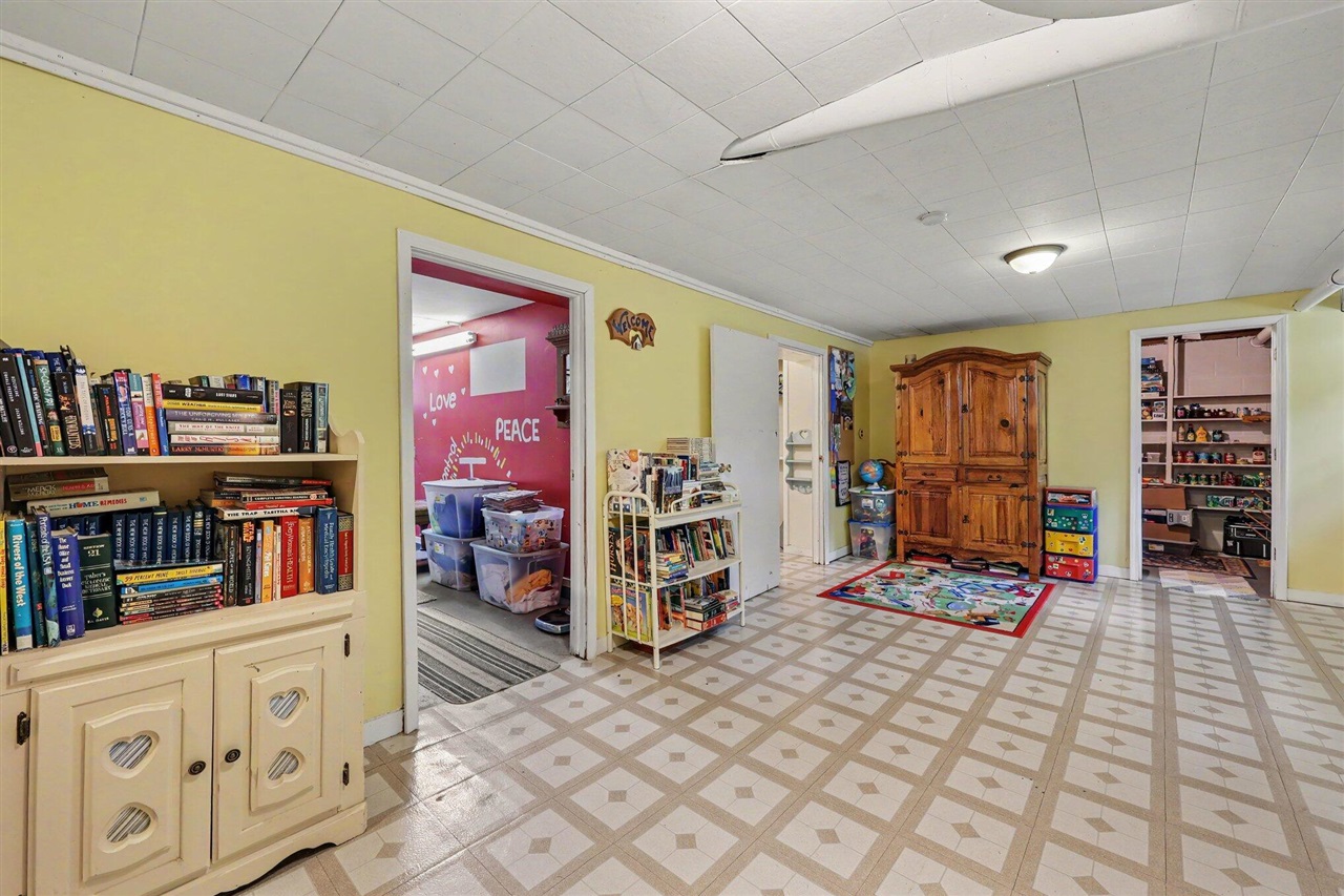 8550 N Meridian Road Property Photo 18