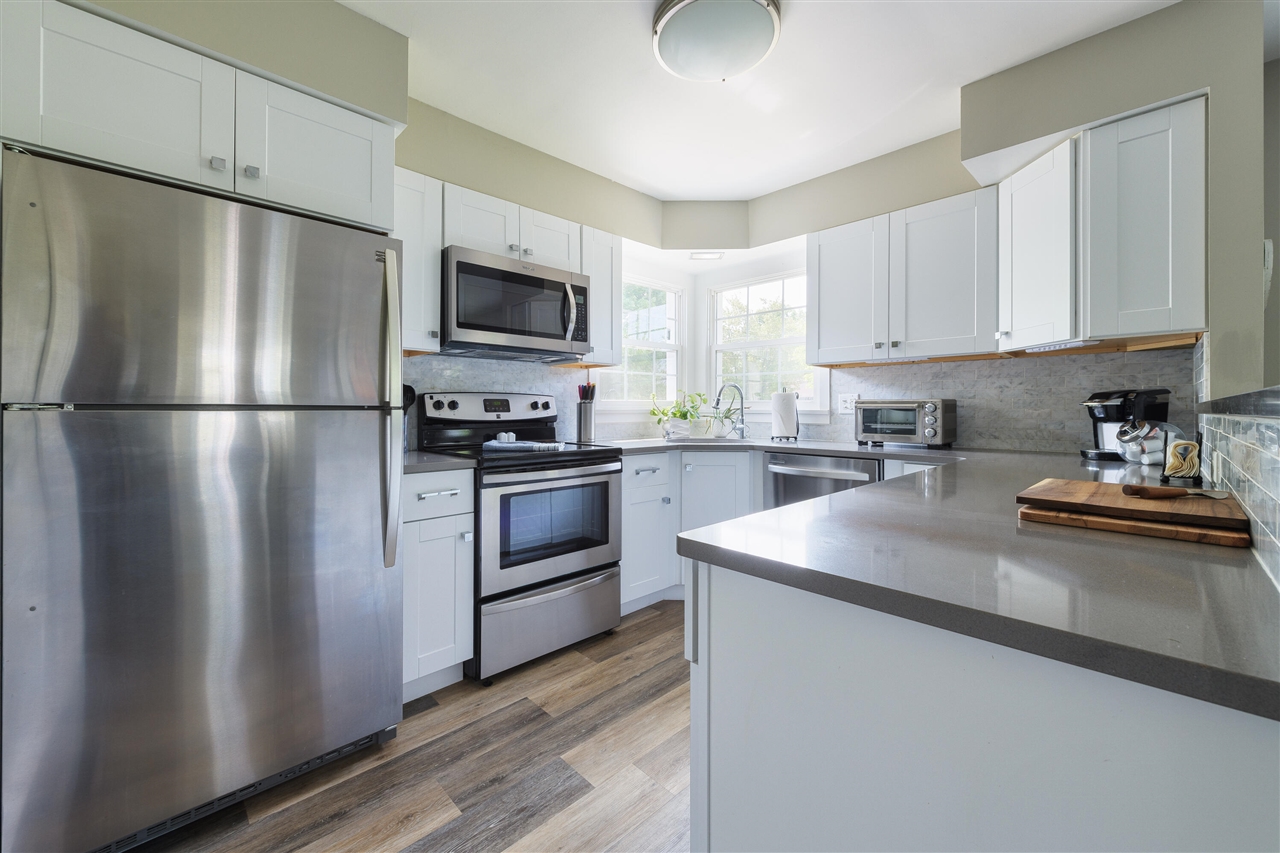 212 W Randolph Street Property Photo 2