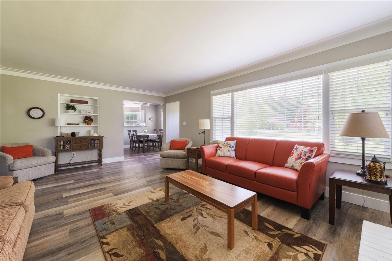 212 W Randolph Street Property Photo 7