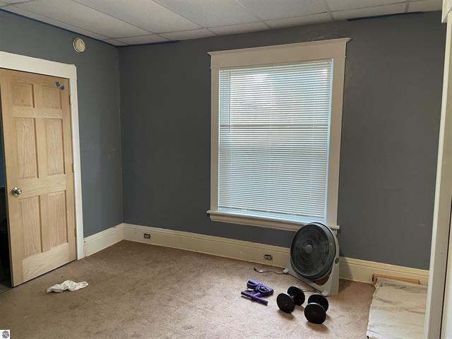 411 S Simon Street Property Photo 8