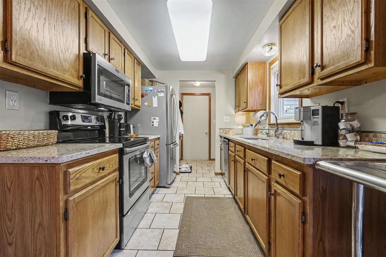 6525 Mccords Avenue Property Photo 8