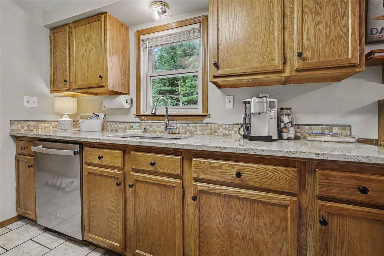 6525 Mccords Avenue Property Photo 10
