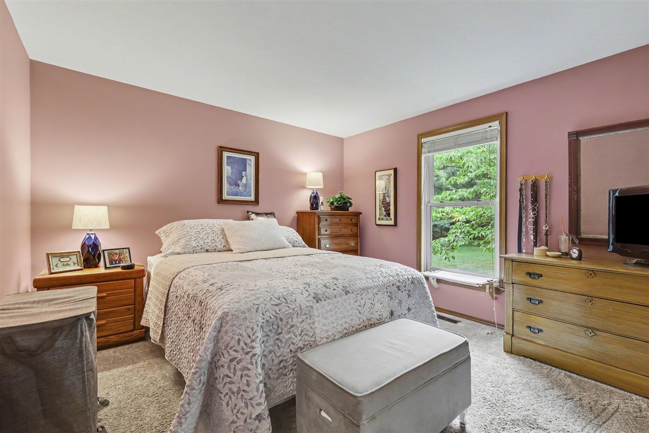 6525 Mccords Avenue Property Photo 12