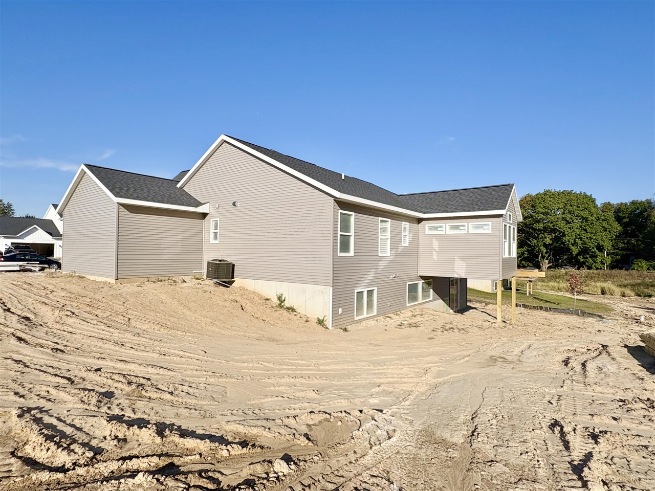 8332 Kettle Oak Drive Property Photo 3