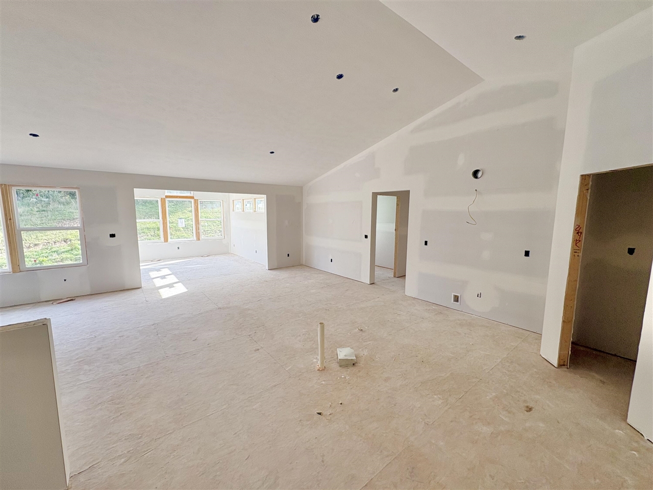 8332 Kettle Oak Drive Property Photo 4