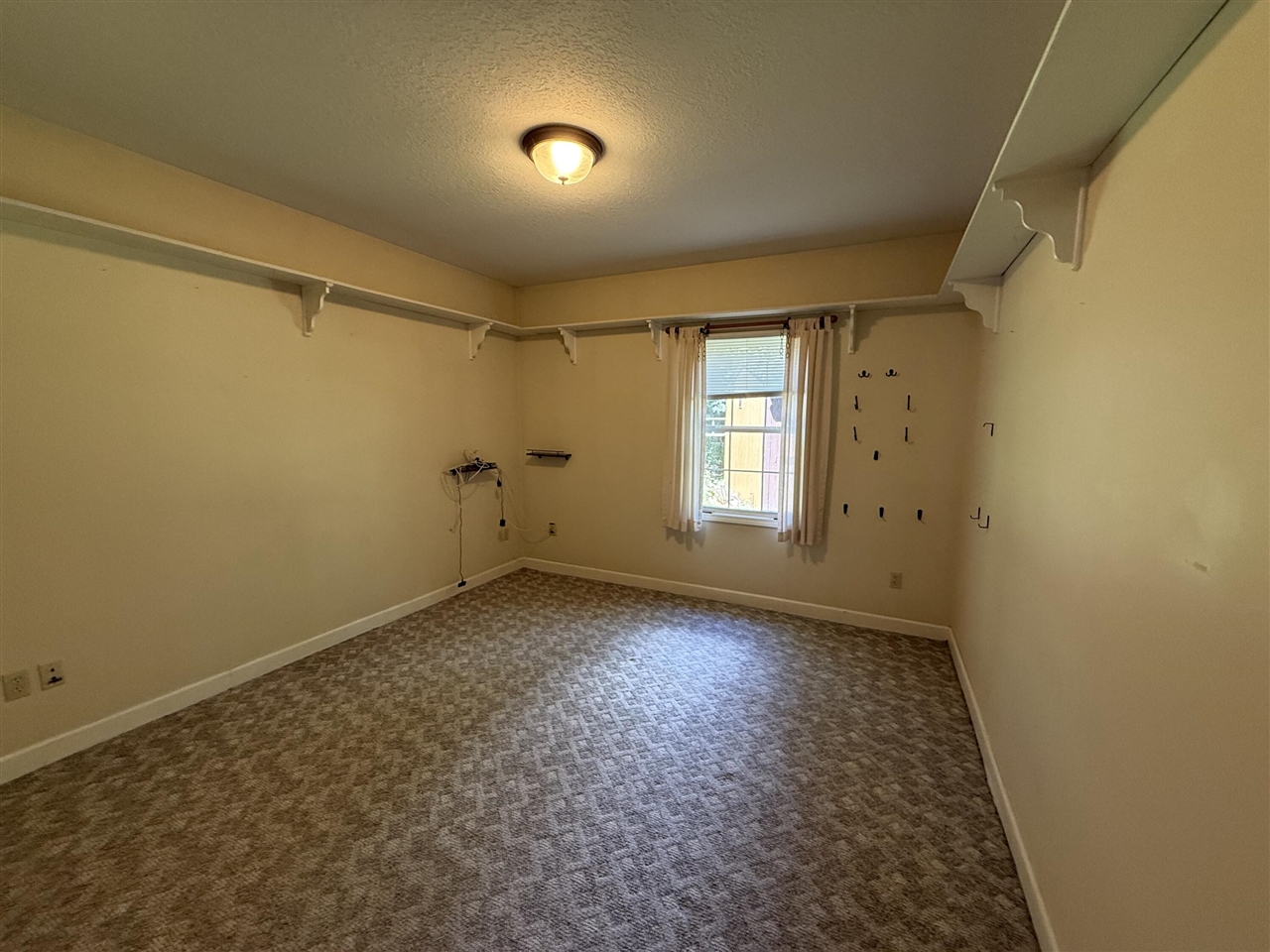 2591 Tonawanda Road Property Photo 19
