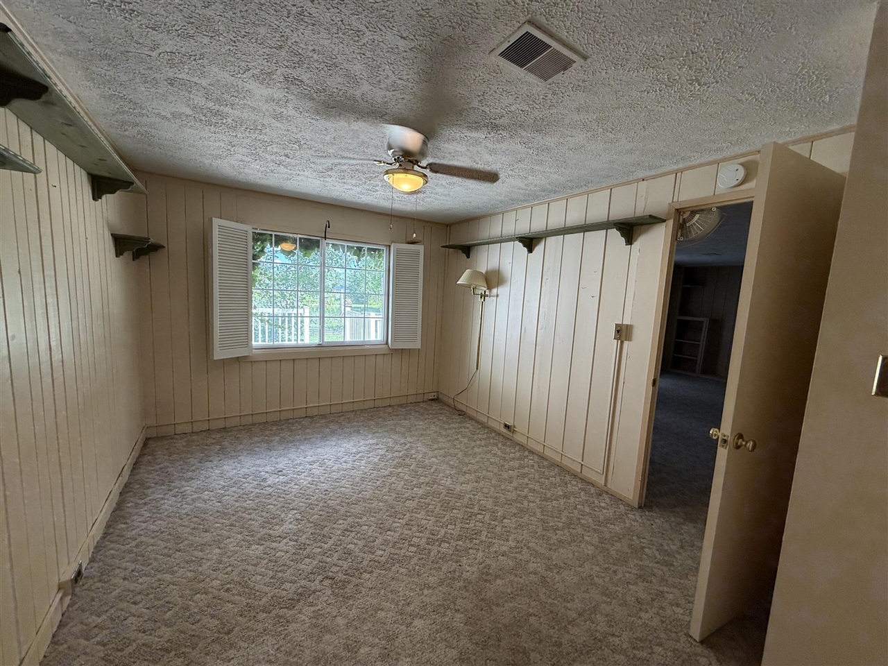 2591 Tonawanda Road Property Photo 23