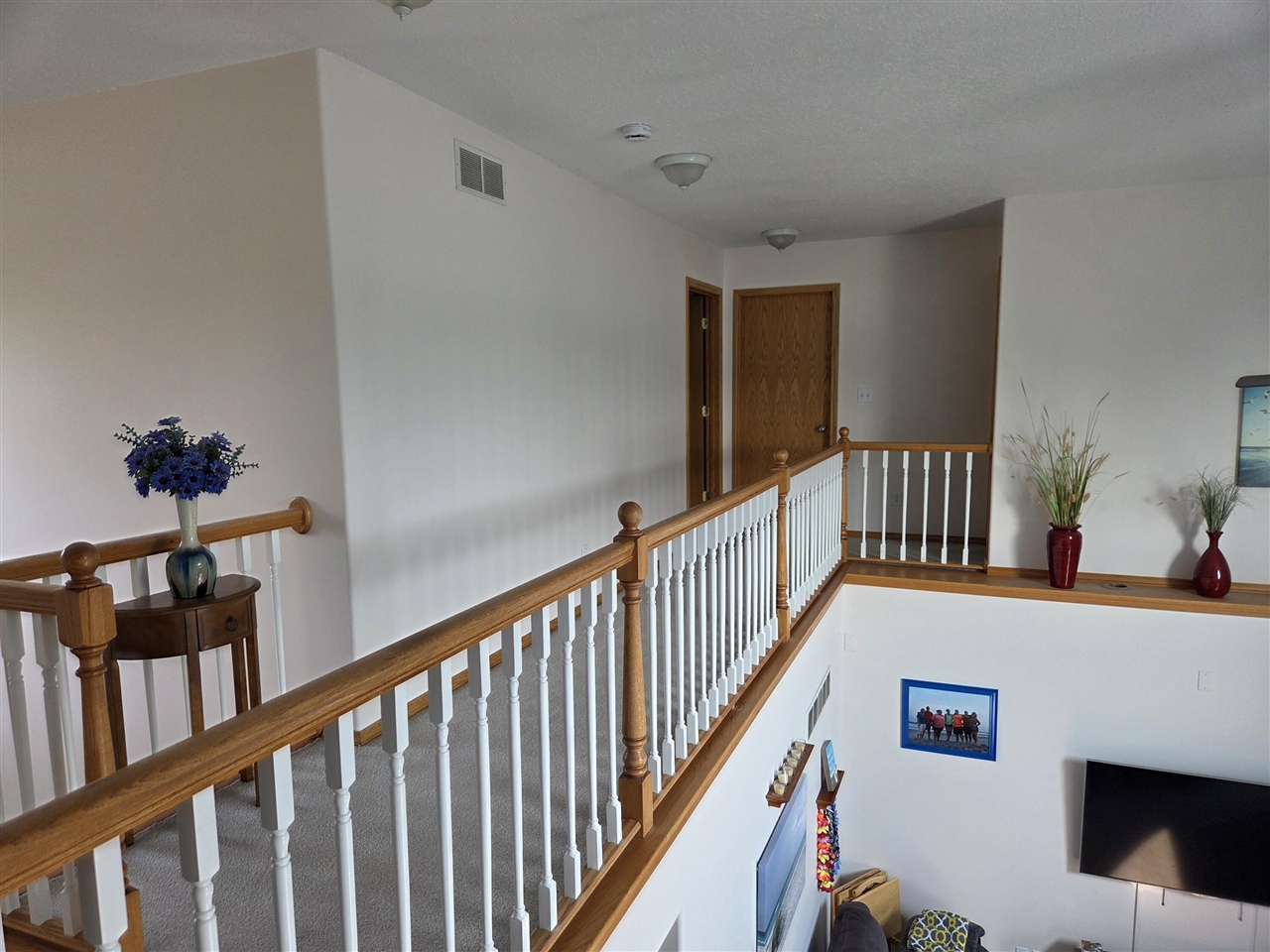 1106 S Bundy Drive Property Photo 11