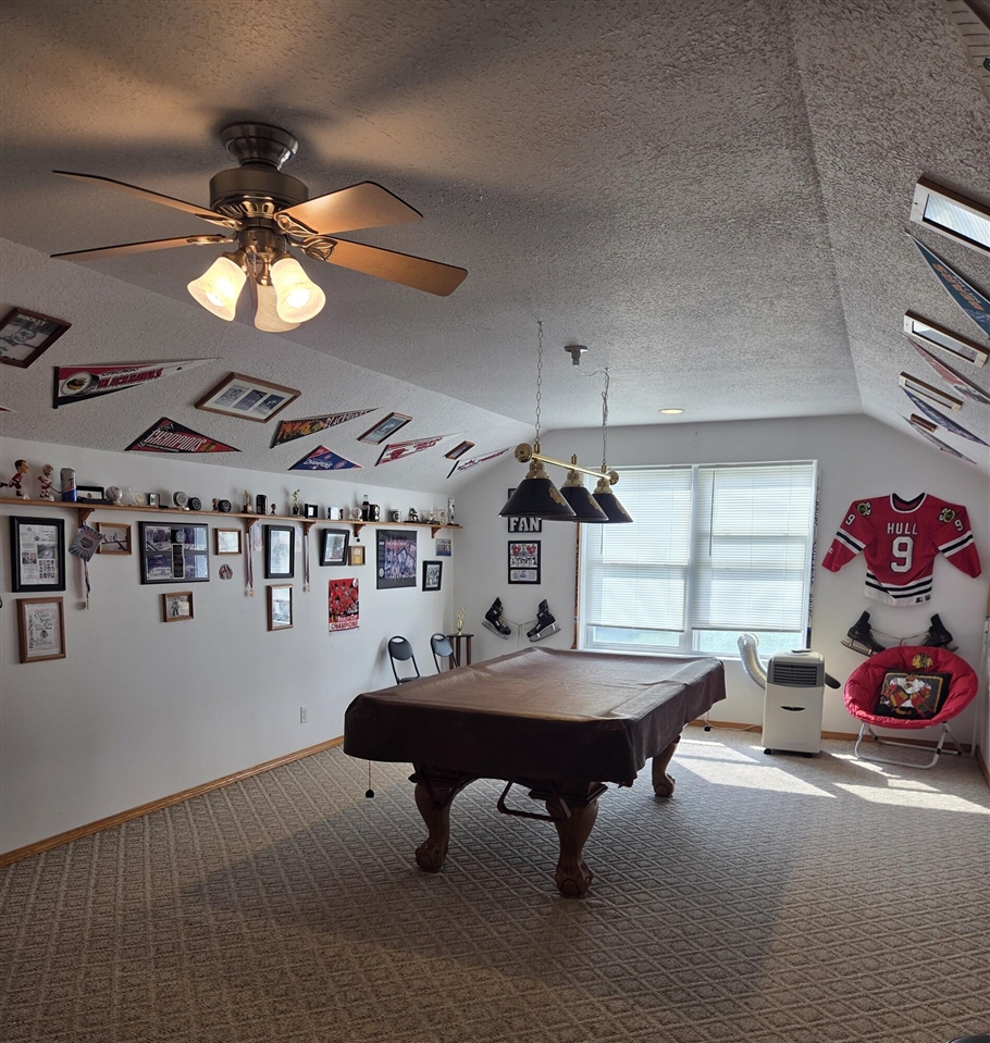 1106 S Bundy Drive Property Photo 17