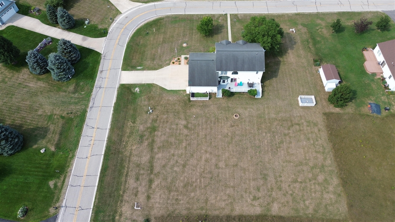1106 S Bundy Drive Property Photo 19