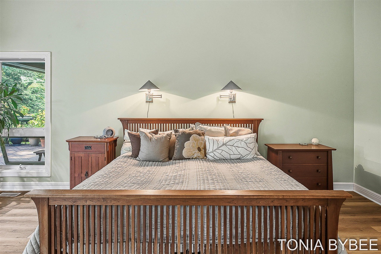 2302 Timberlee Drive Property Photo 11