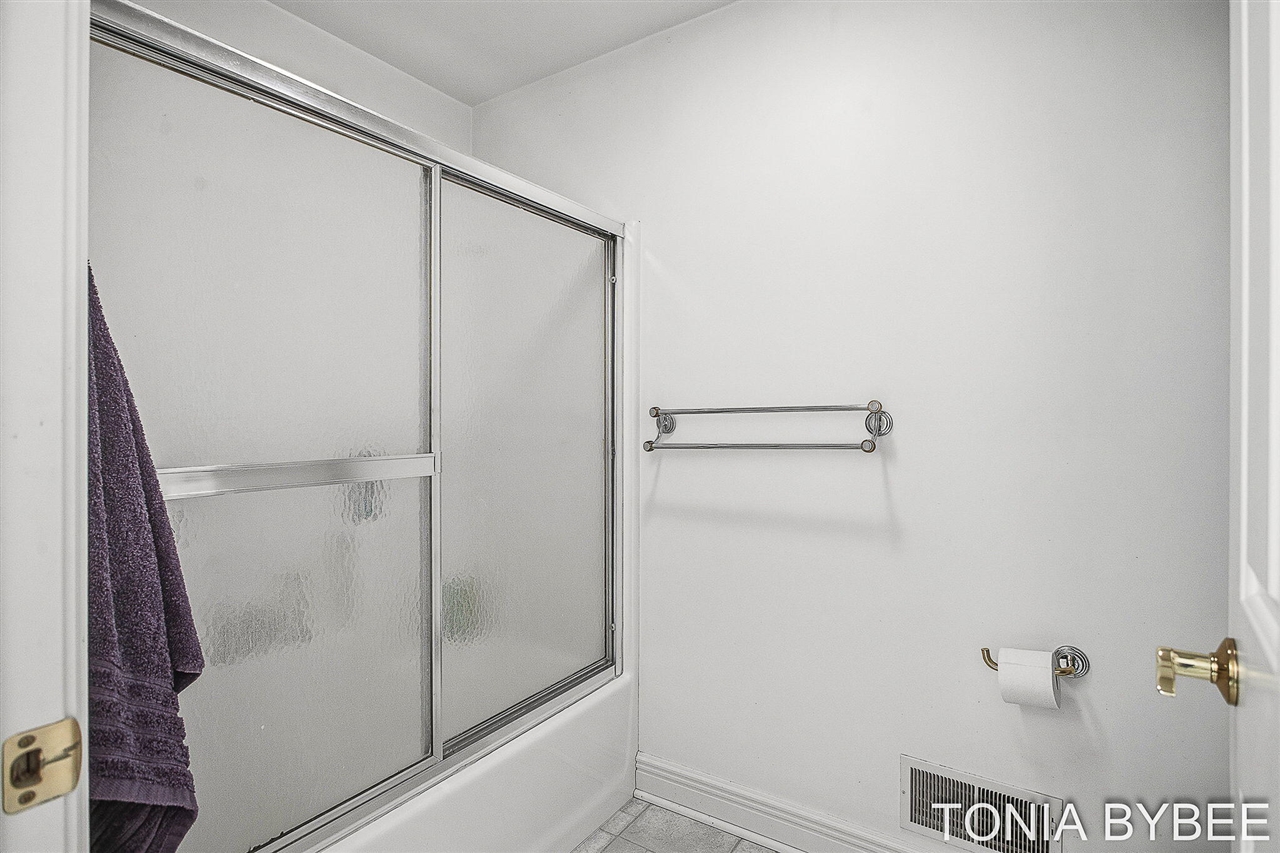 2302 Timberlee Drive Property Photo 18