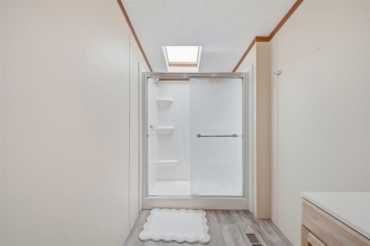 181 Newbury Property Photo 15