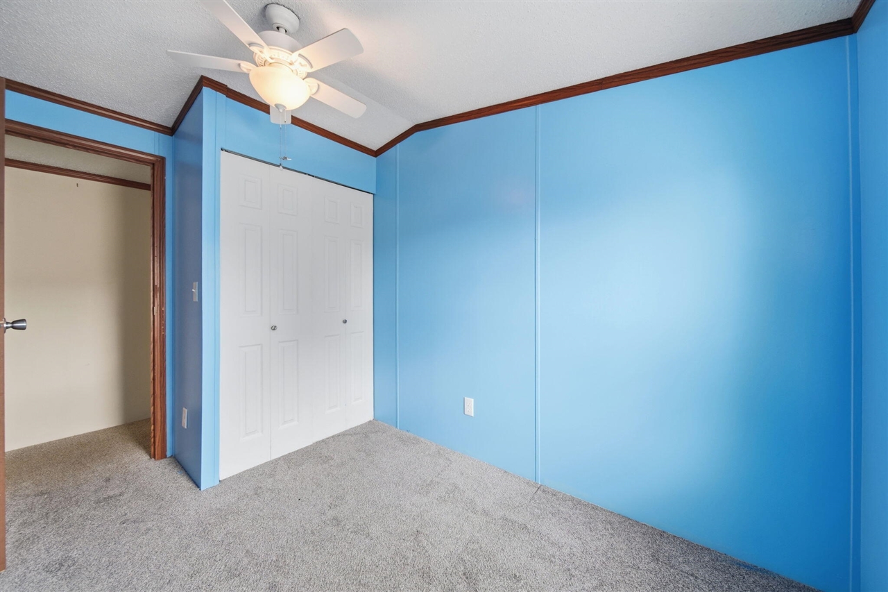 181 Newbury Property Photo 17