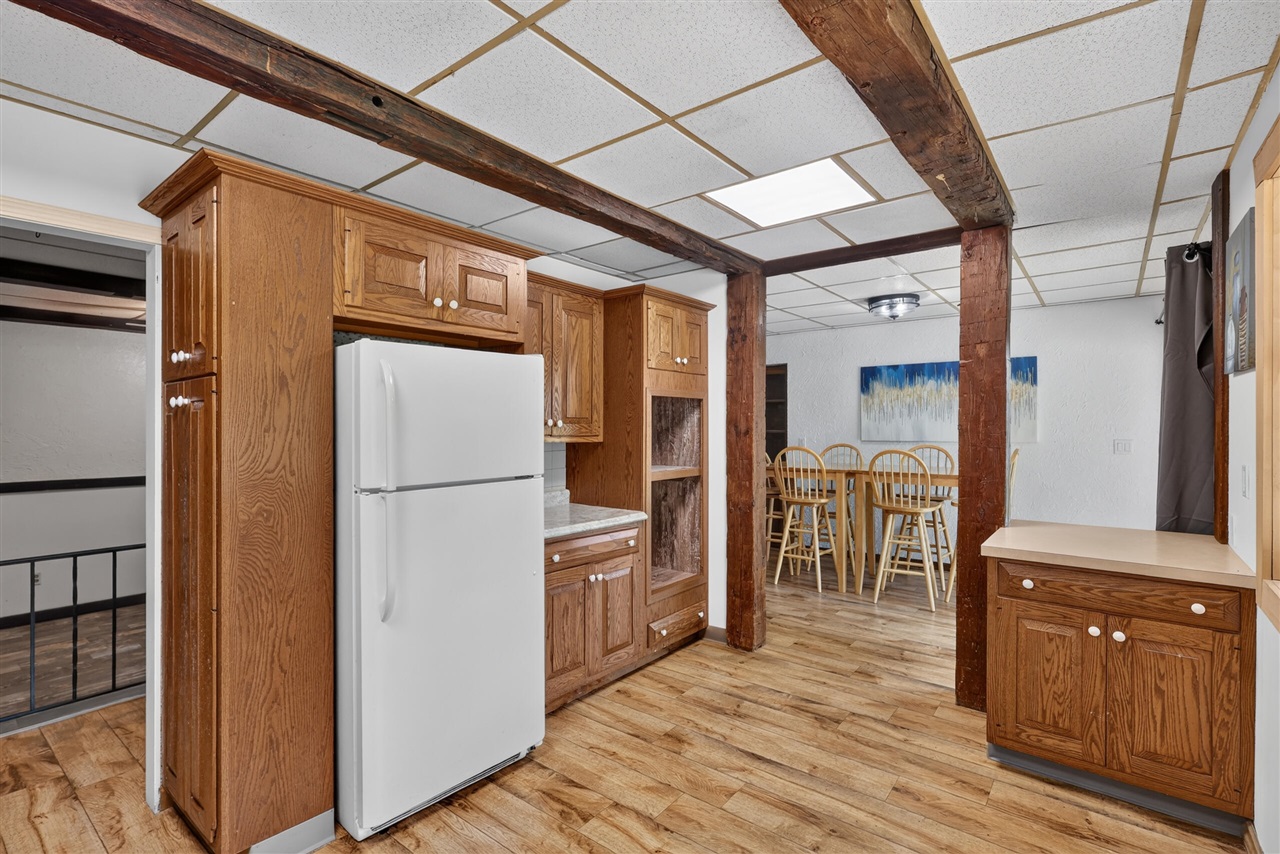 1166 N Long Road Property Photo 15