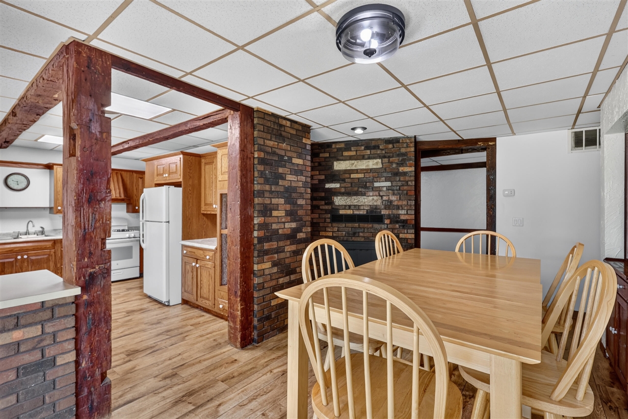 1166 N Long Road Property Photo 16