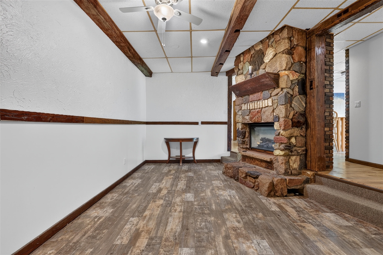 1166 N Long Road Property Photo 21