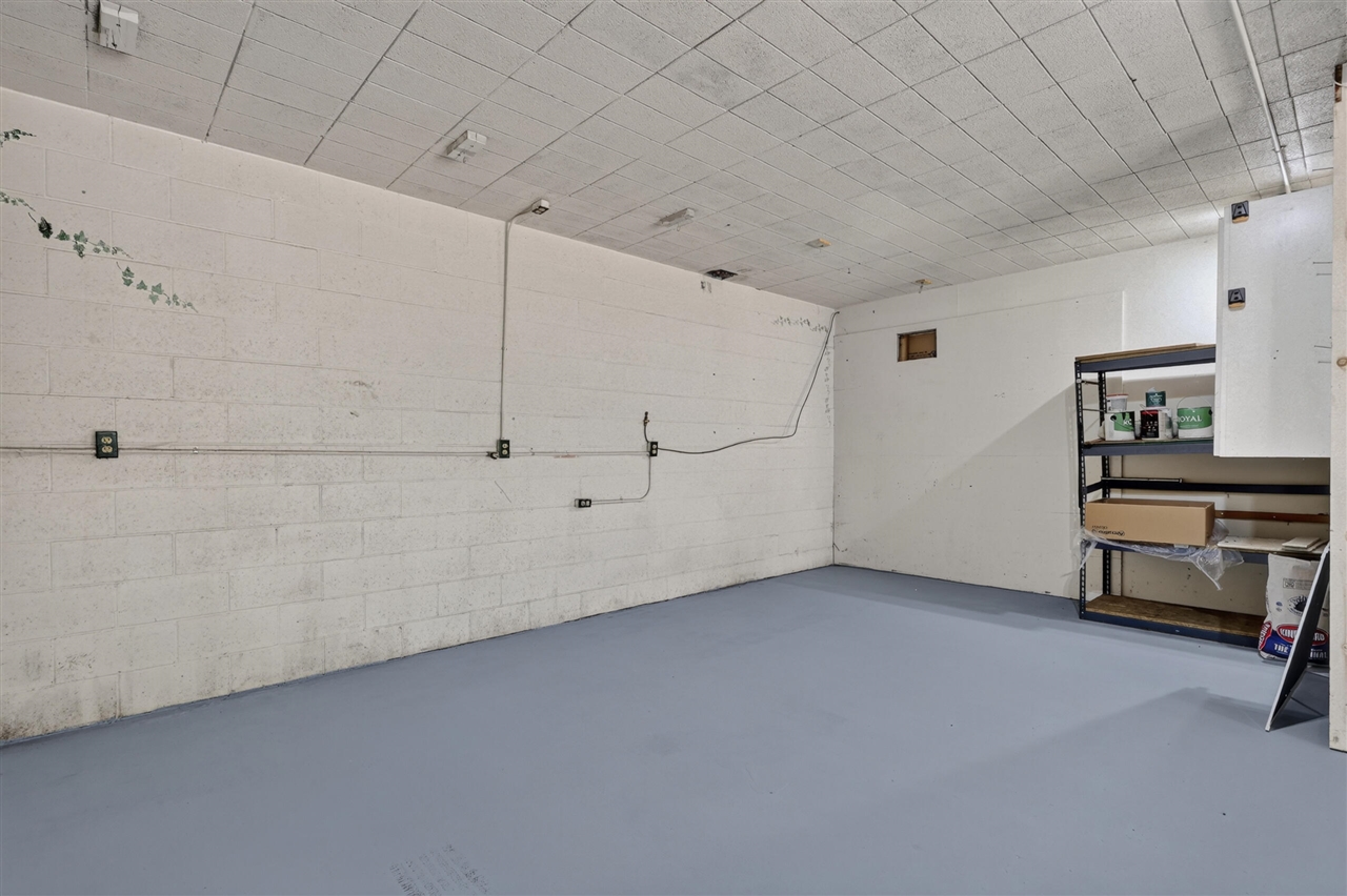1166 N Long Road Property Photo 40