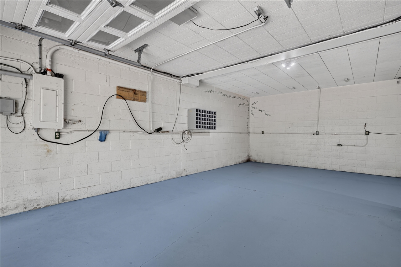 1166 N Long Road Property Photo 42