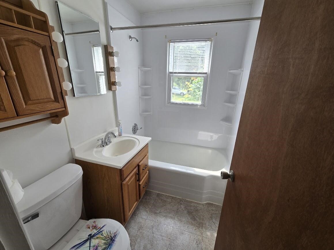 10702 Cutler Street Property Photo 9